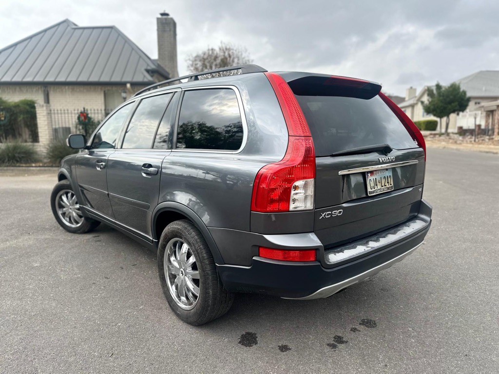 2007 Volvo XC90 Image 22