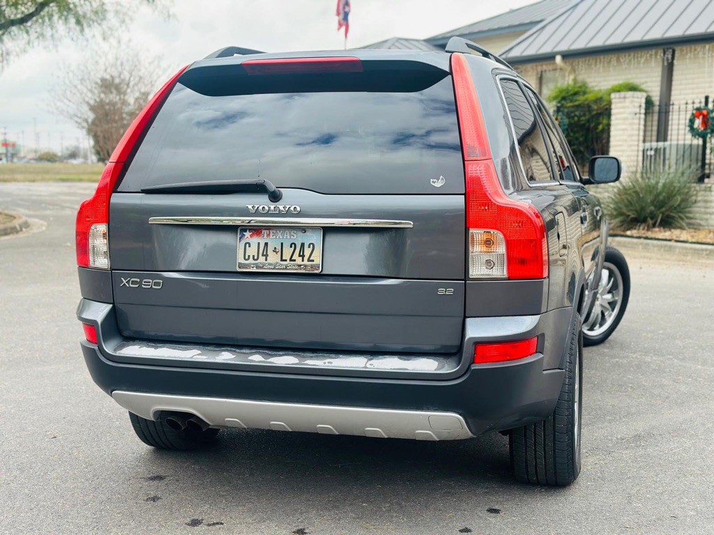 2007 Volvo XC90 Image 24