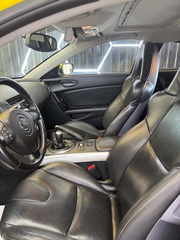 2004 Mazda RX-8 Image 18