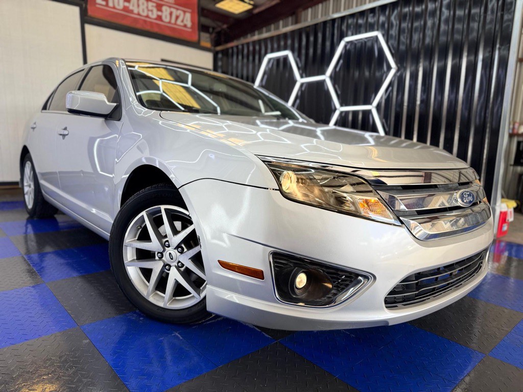 2012 Ford Fusion Image 1