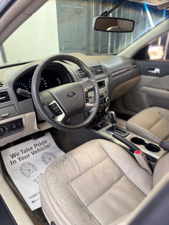 2012 Ford Fusion Image 24