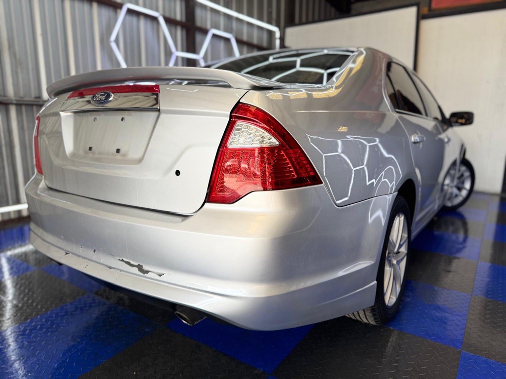 2012 Ford Fusion Image 32