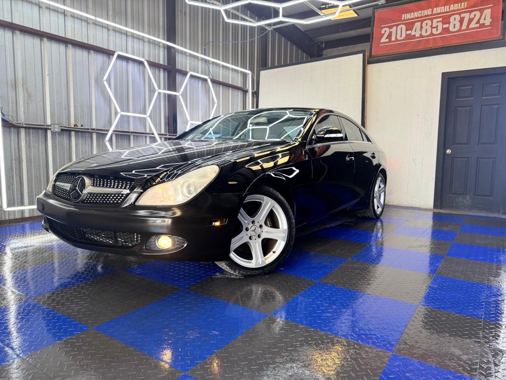 2006 Mercedes-Benz CLS-Class Image 8