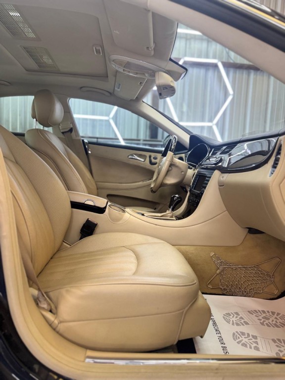 2006 Mercedes-Benz CLS-Class Image 14