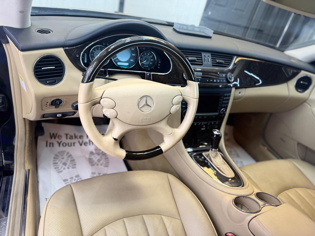 2006 Mercedes-Benz CLS-Class Image 18