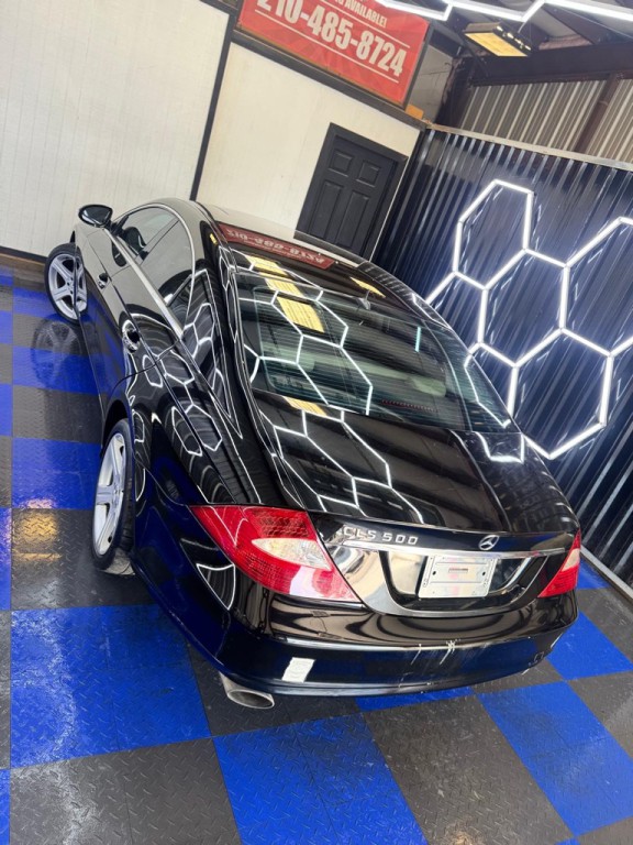 2006 Mercedes-Benz CLS-Class Image 30
