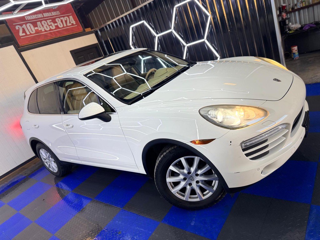 2012 Porsche Cayenne Image 4