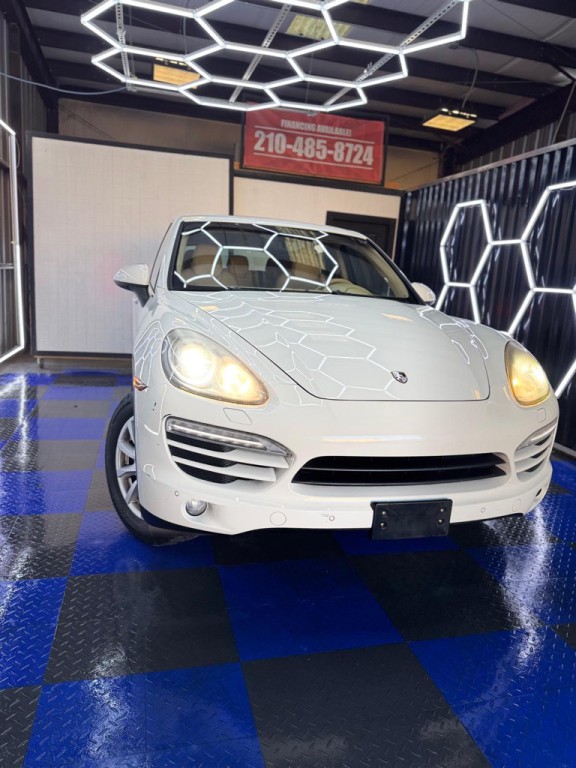 2012 Porsche Cayenne Image 6