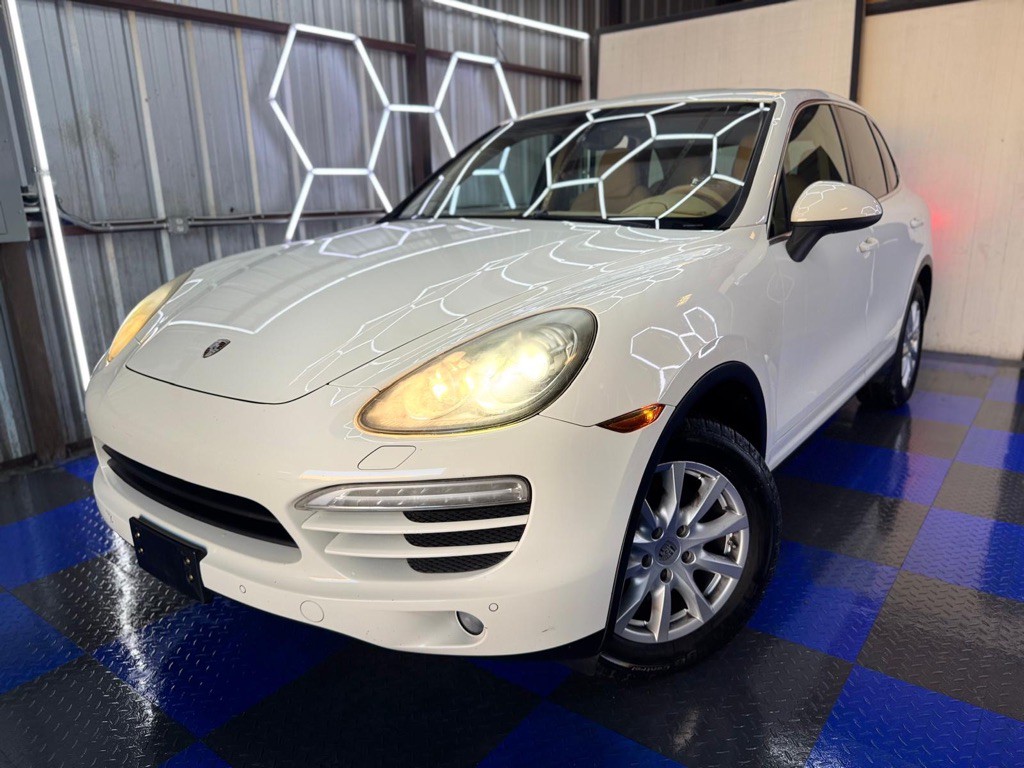 2012 Porsche Cayenne Image 11
