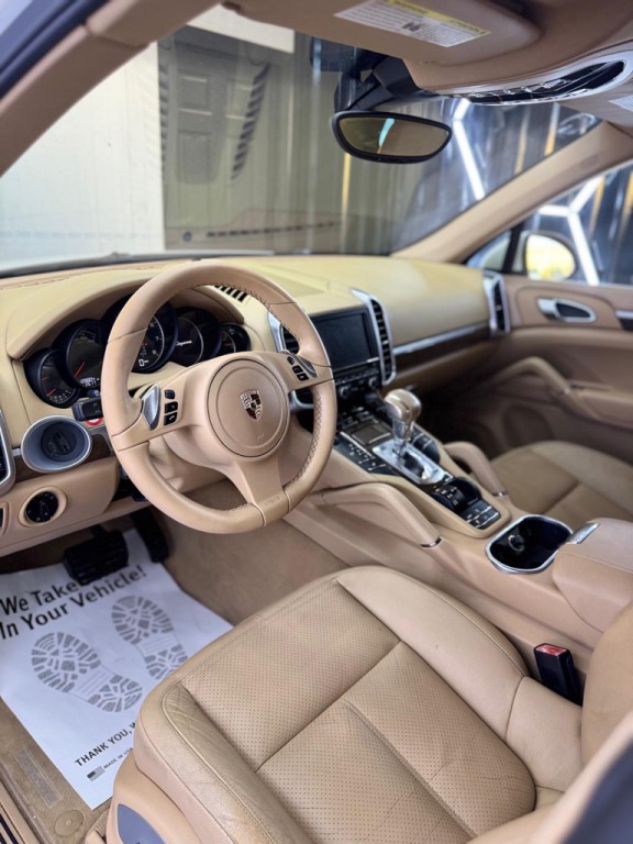2012 Porsche Cayenne Image 20