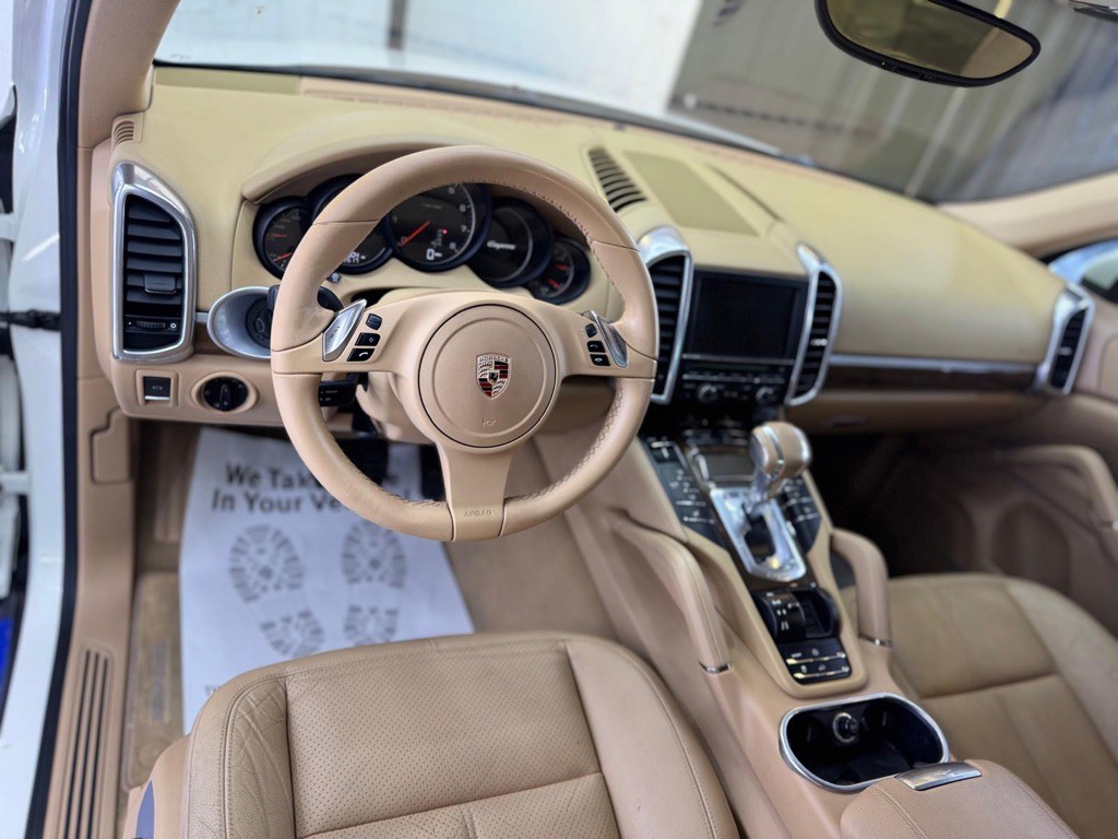 2012 Porsche Cayenne Image 21