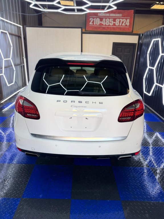 2012 Porsche Cayenne Image 26