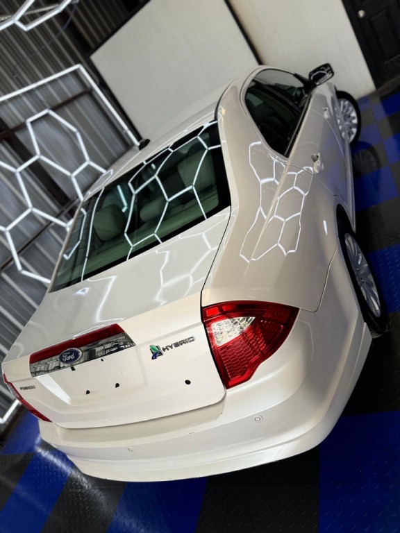 2011 Ford Fusion Image 23