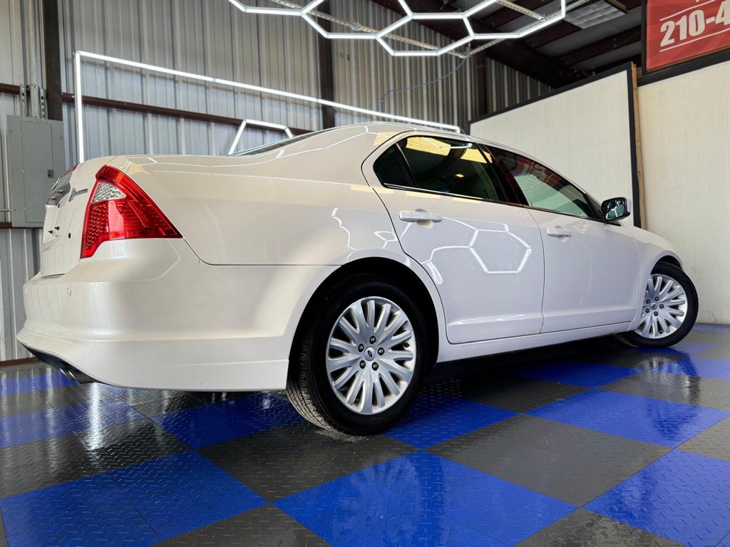 2011 Ford Fusion Image 26