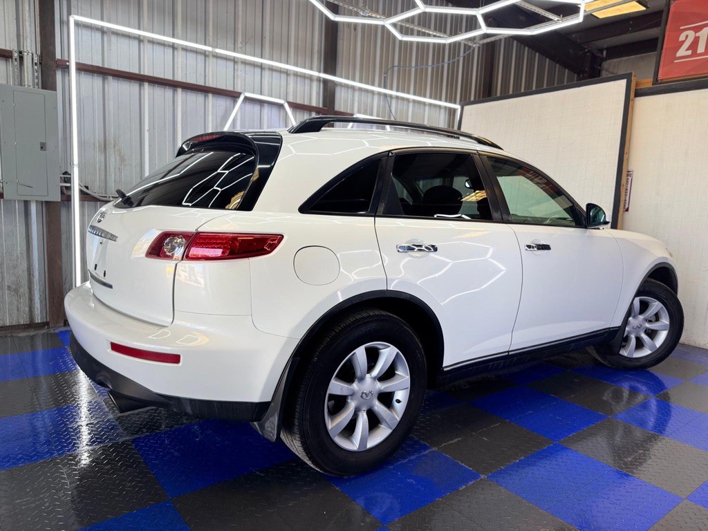 2005 INFINITI FX35 Image 25