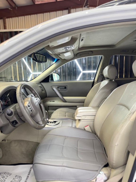 2005 INFINITI FX35 Image 26