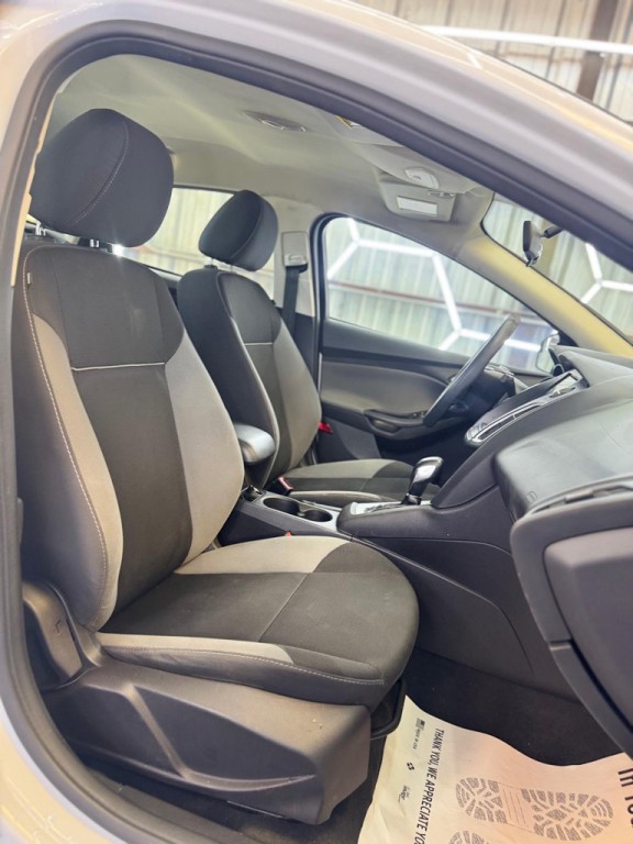 2014 Ford Focus Image 13