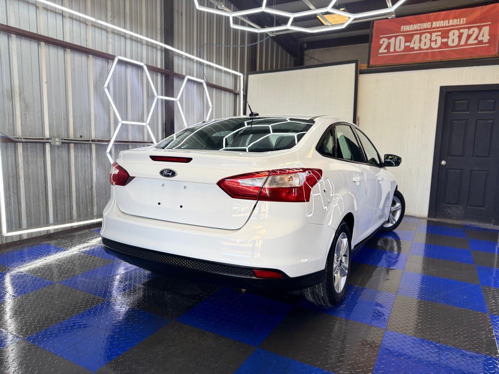2014 Ford Focus Image 23