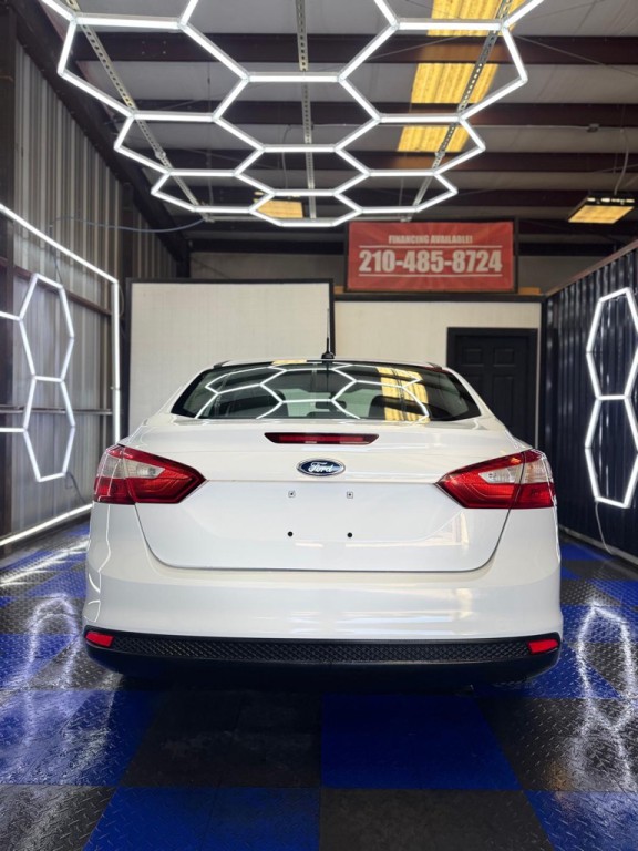 2014 Ford Focus Image 26