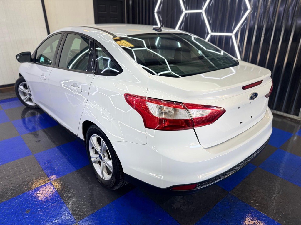 2014 Ford Focus Image 28