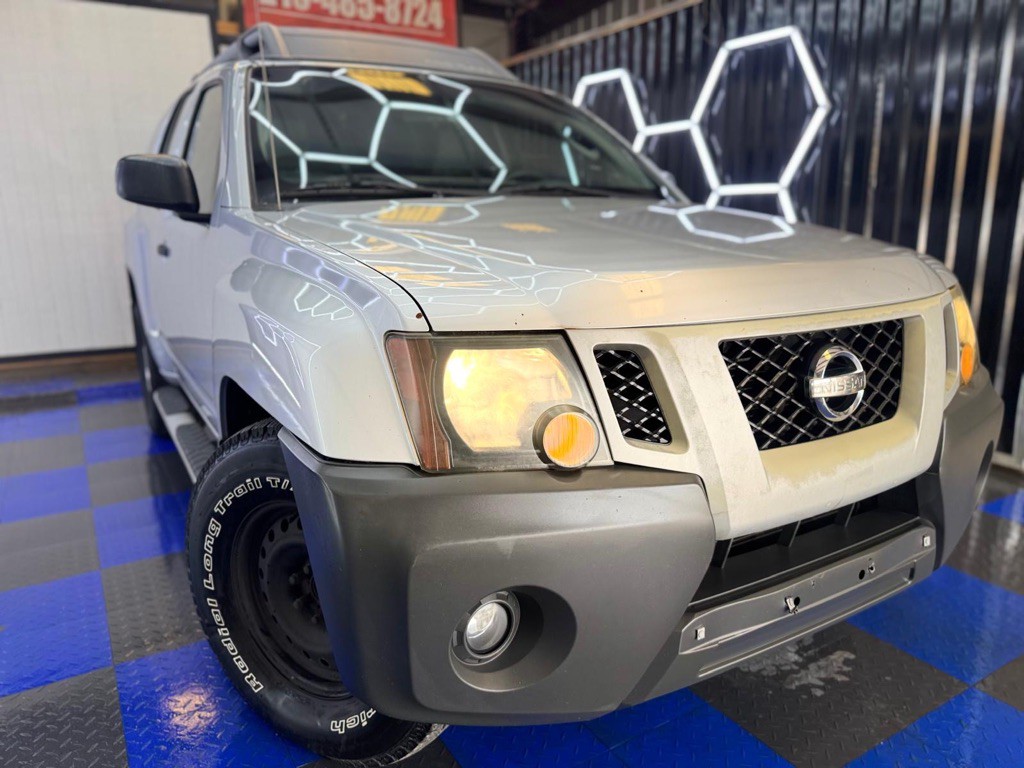 2010 Nissan Xterra Image 1