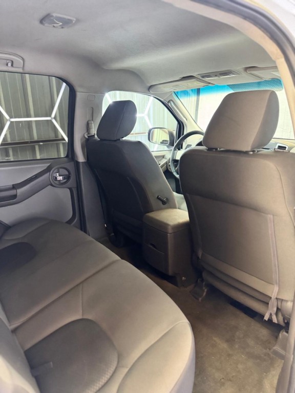 2010 Nissan Xterra Image 16