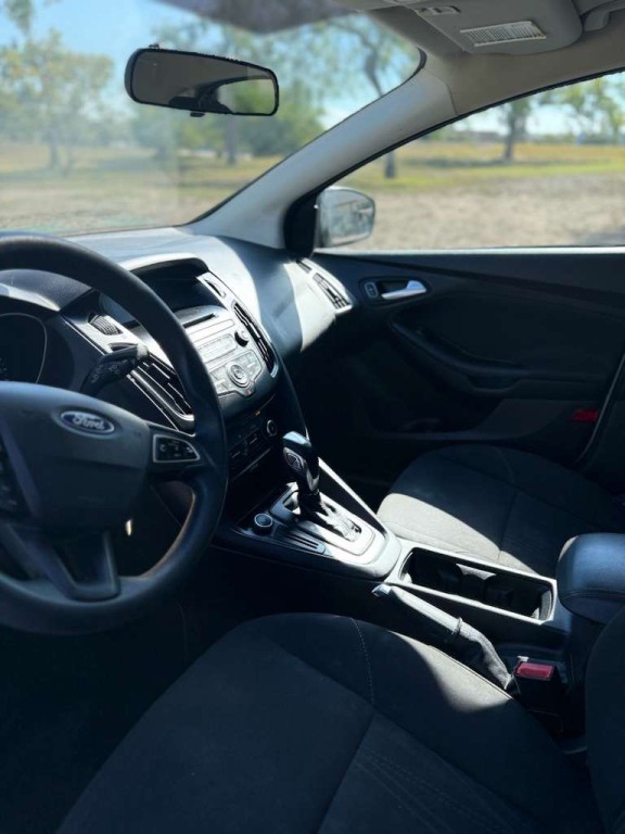 2015 Ford Focus Image 7