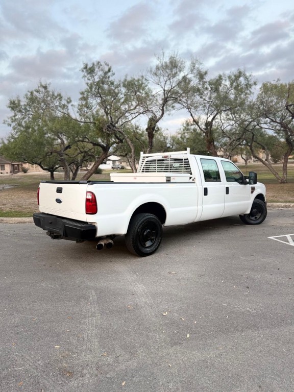 2010 Ford F-250 Image 4