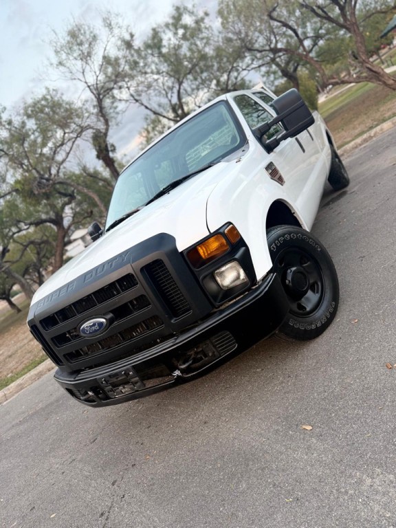 2010 Ford F-250 Image 7