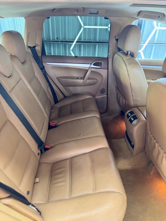 2009 Porsche Cayenne Image 11