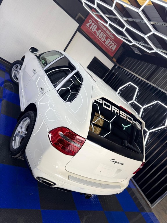 2009 Porsche Cayenne Image 24