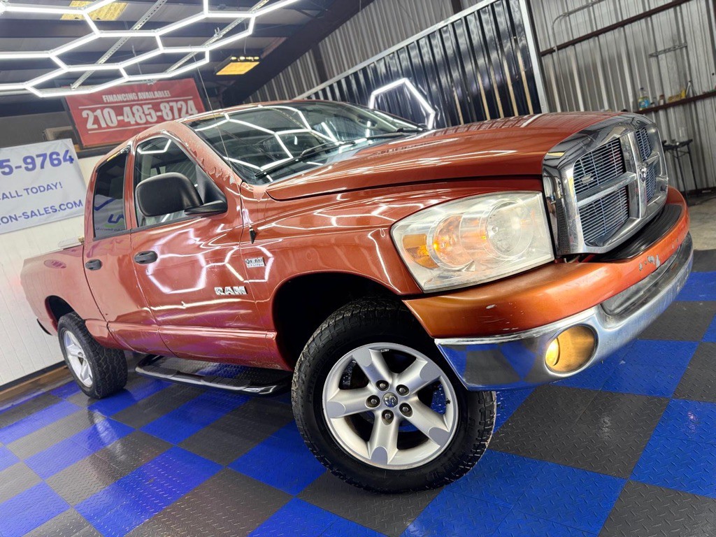 2008 Dodge Ram 1500 Image 3