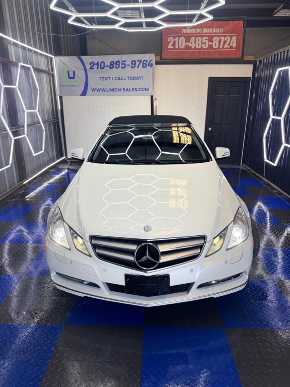 2012 Mercedes-Benz E-Class Image 5