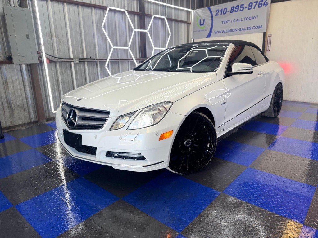 2012 Mercedes-Benz E-Class Image 8