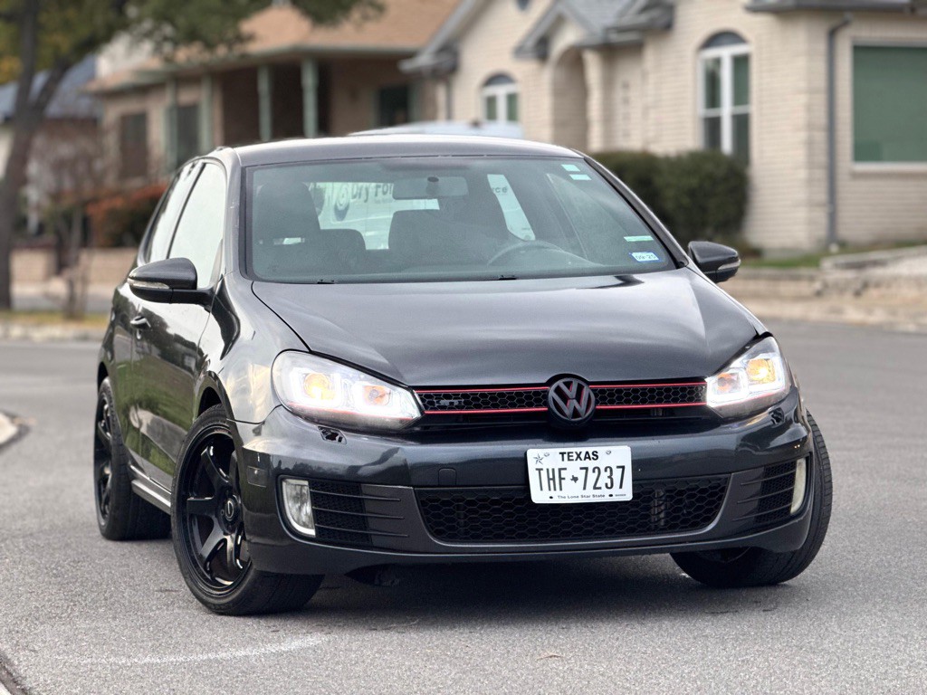 2013 Volkswagen GTI Image 3