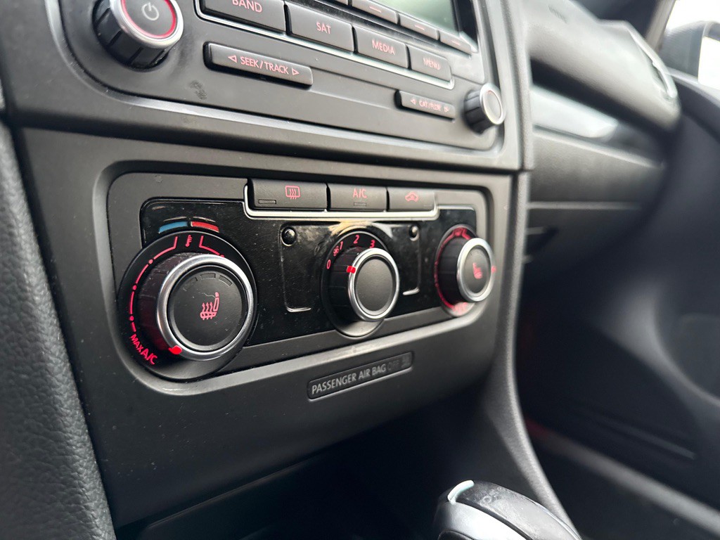 2013 Volkswagen GTI Image 15