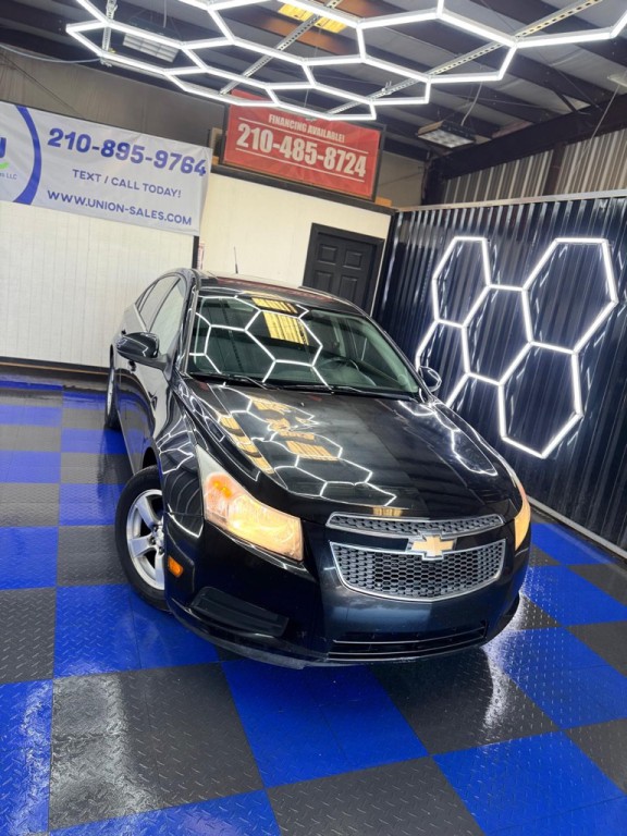 2013 Chevrolet Cruze Image 4