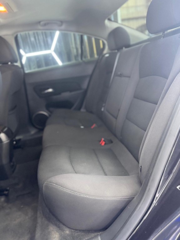 2013 Chevrolet Cruze Image 13