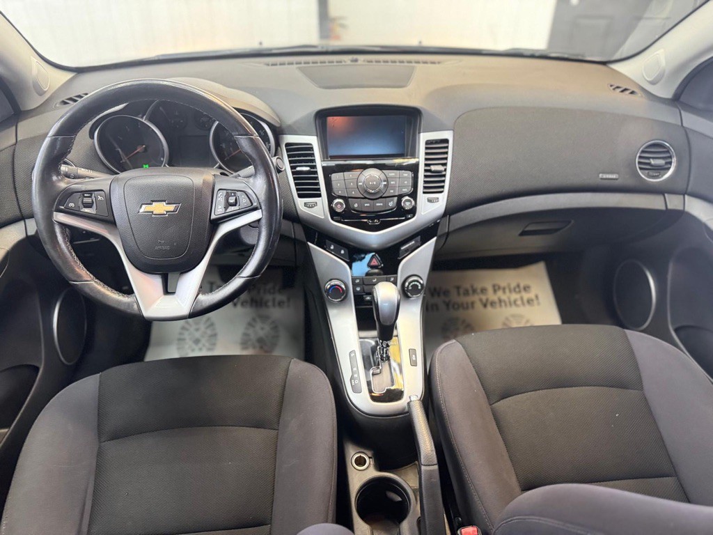 2013 Chevrolet Cruze Image 16