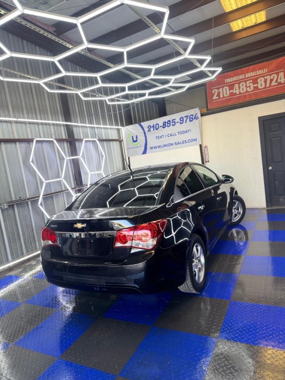 2013 Chevrolet Cruze Image 17