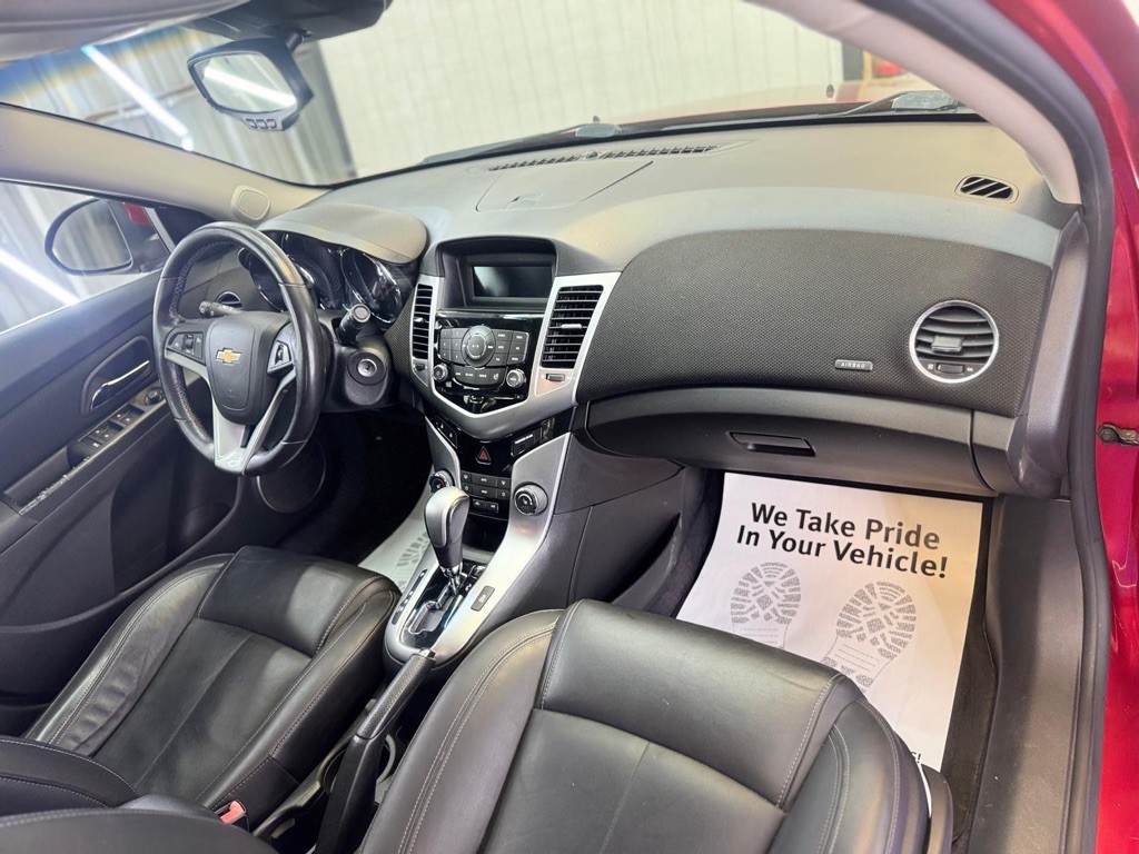 2011 Chevrolet Cruze Image 11