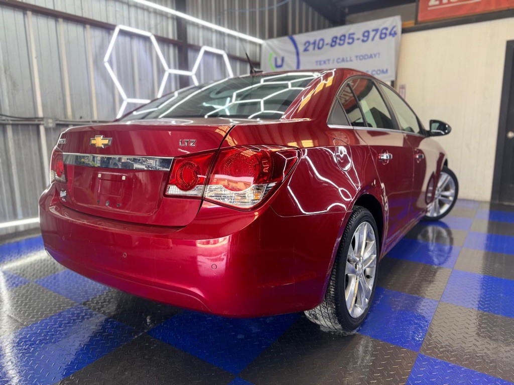 2011 Chevrolet Cruze Image 20