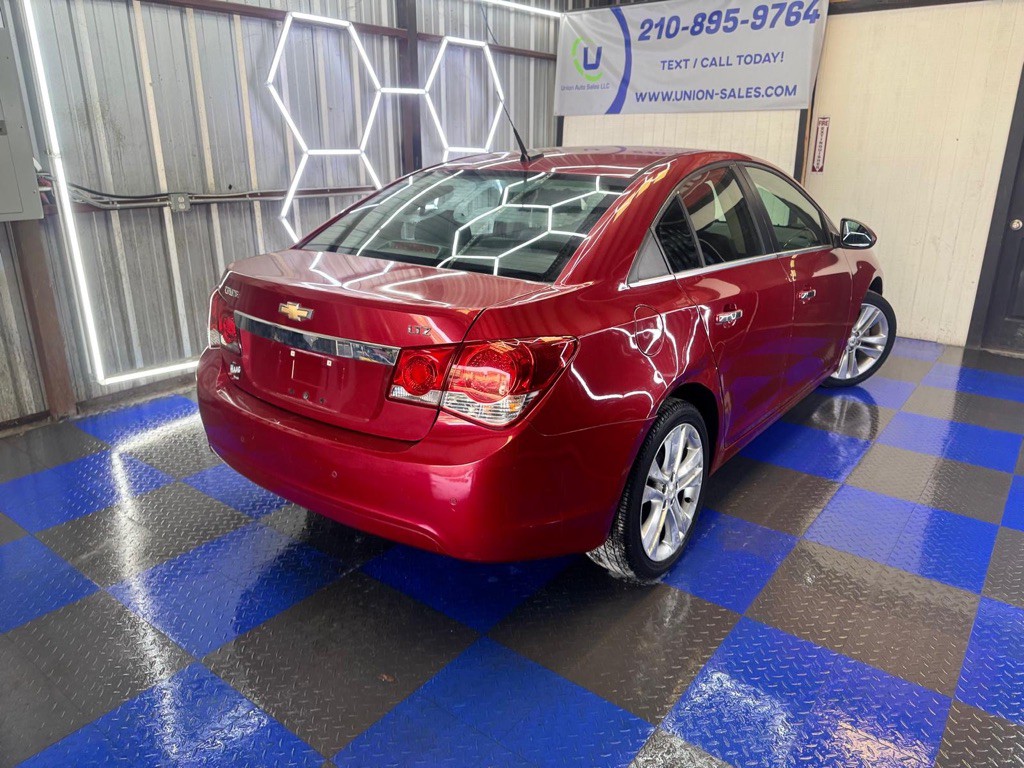 2011 Chevrolet Cruze Image 21