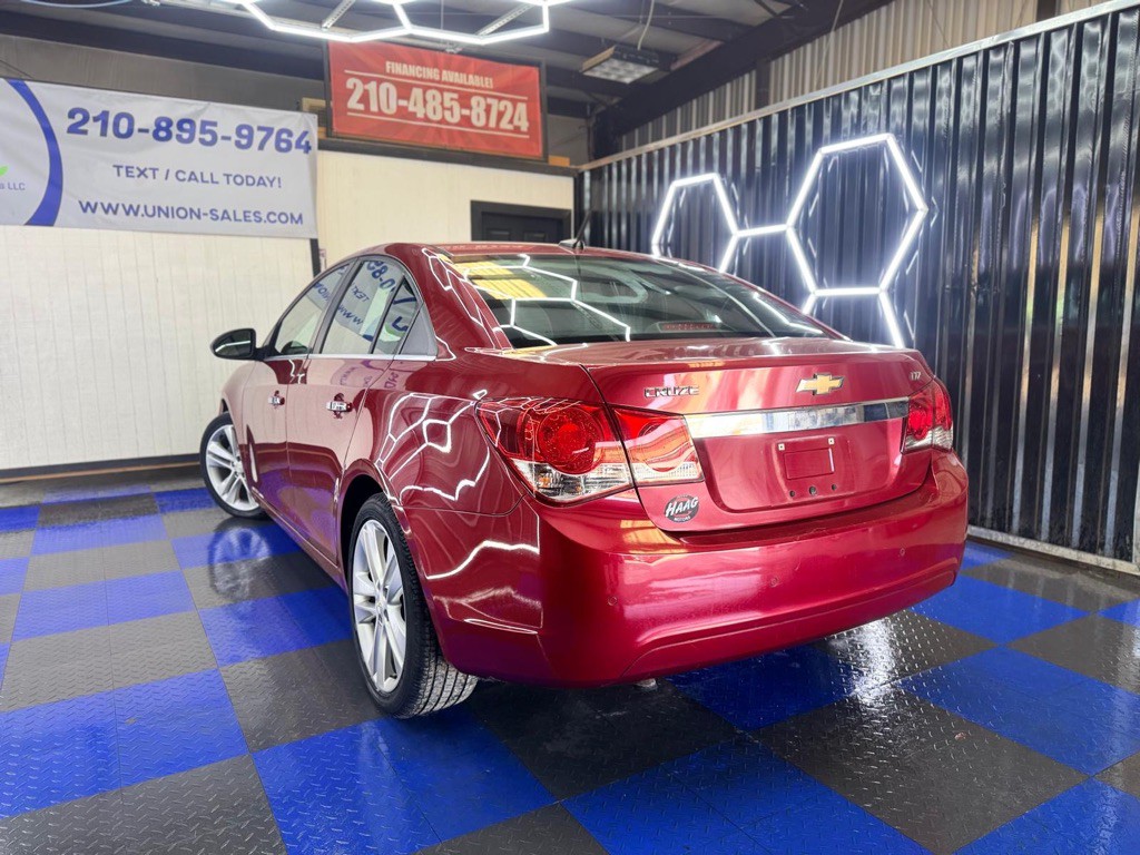 2011 Chevrolet Cruze Image 25