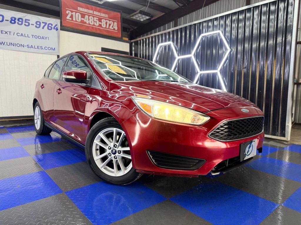 2017 Ford Focus Image 2