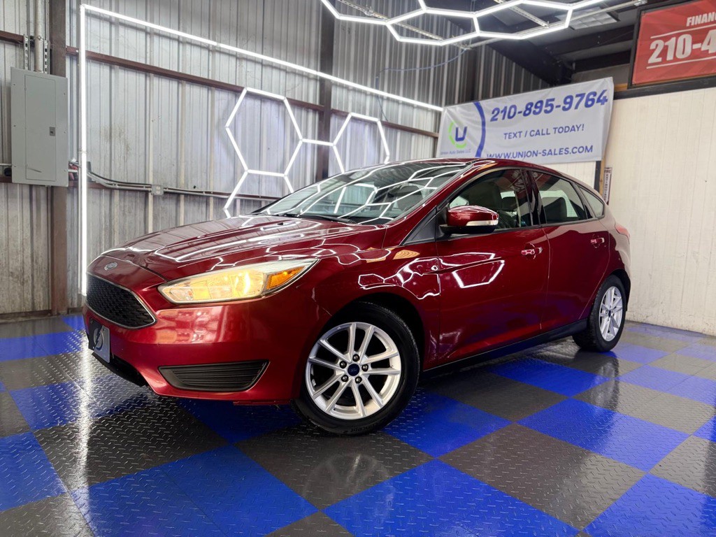 2017 Ford Focus Image 11