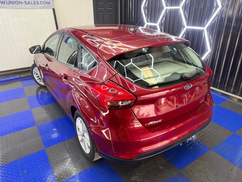 2017 Ford Focus Image 24