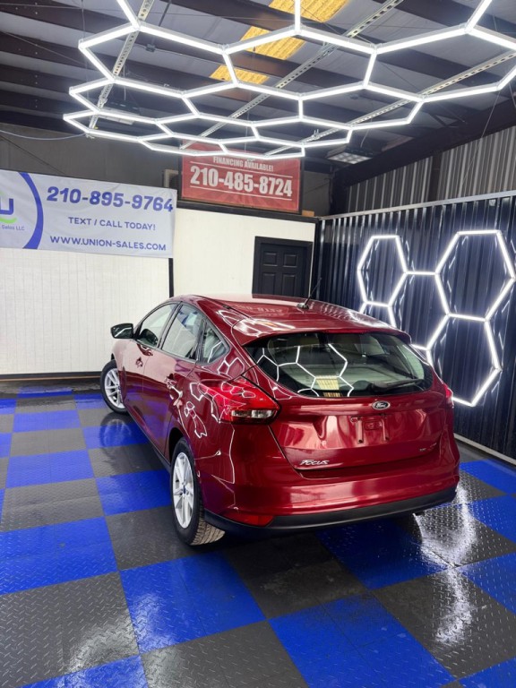 2017 Ford Focus Image 25