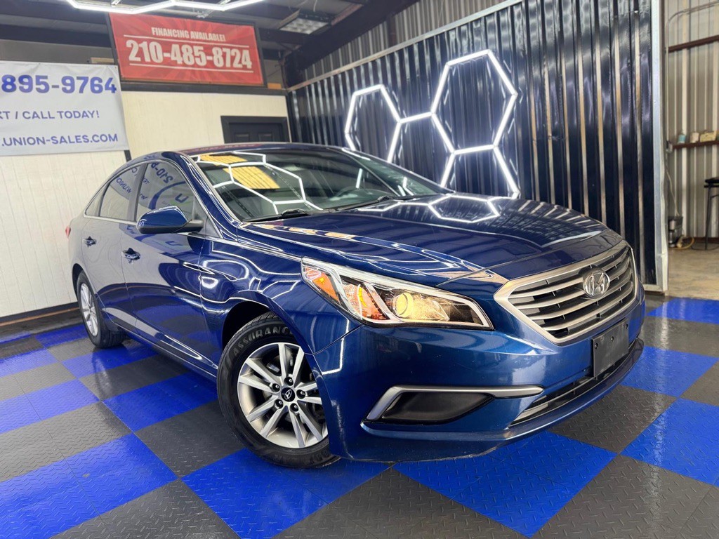 2016 Hyundai Sonata Image 2