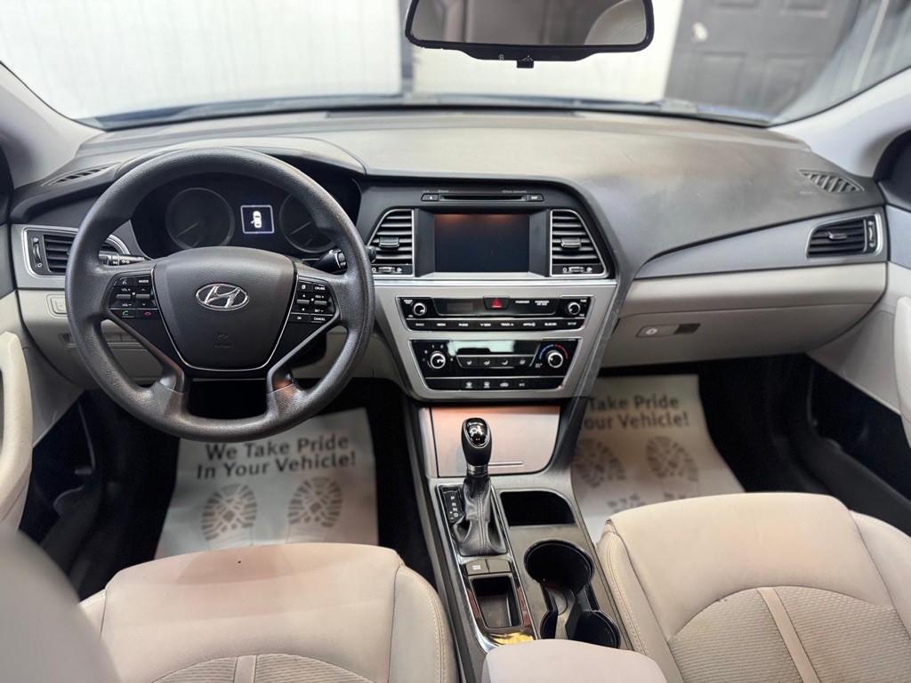 2016 Hyundai Sonata Image 21